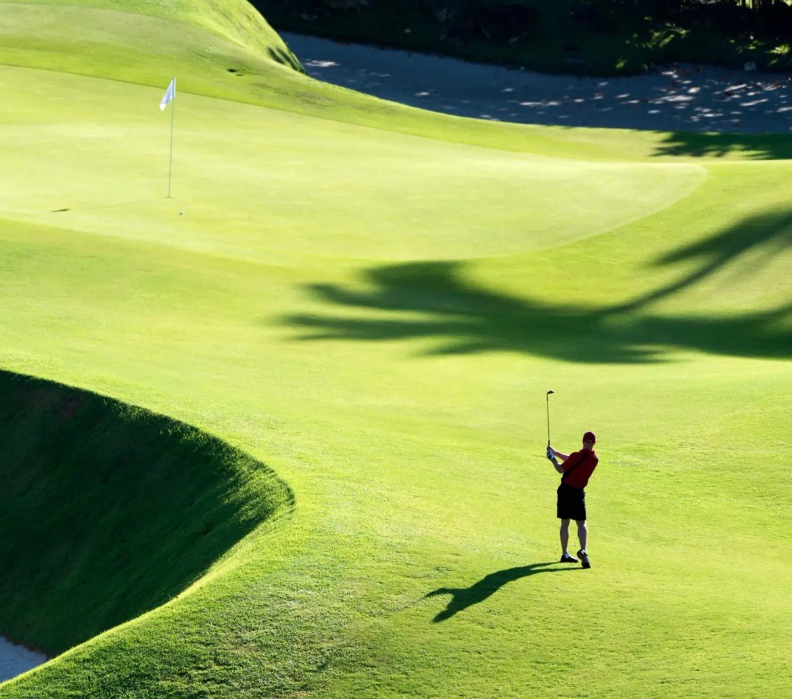 Forbes Golf Championship على ملعب غولف